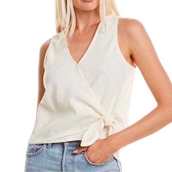 Madewell Tops - Texture & Thread Madewell Ivory Wrap-Tie Tank Top. 
Size Small